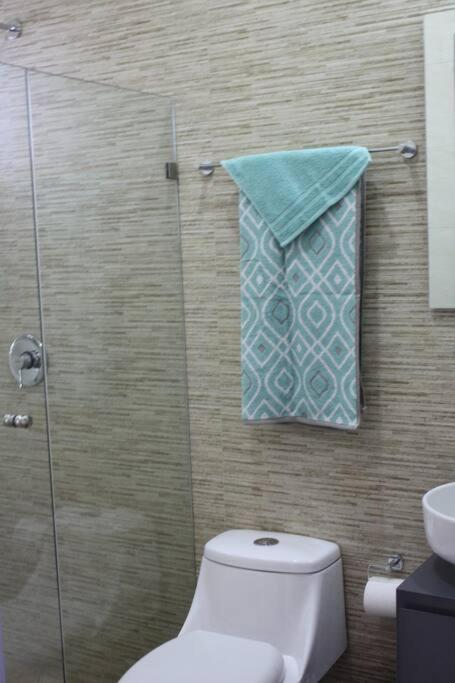 מזטלן 2Br/2Ba Condo 1 Block To Ocean! - Unit 3 מראה חיצוני תמונה