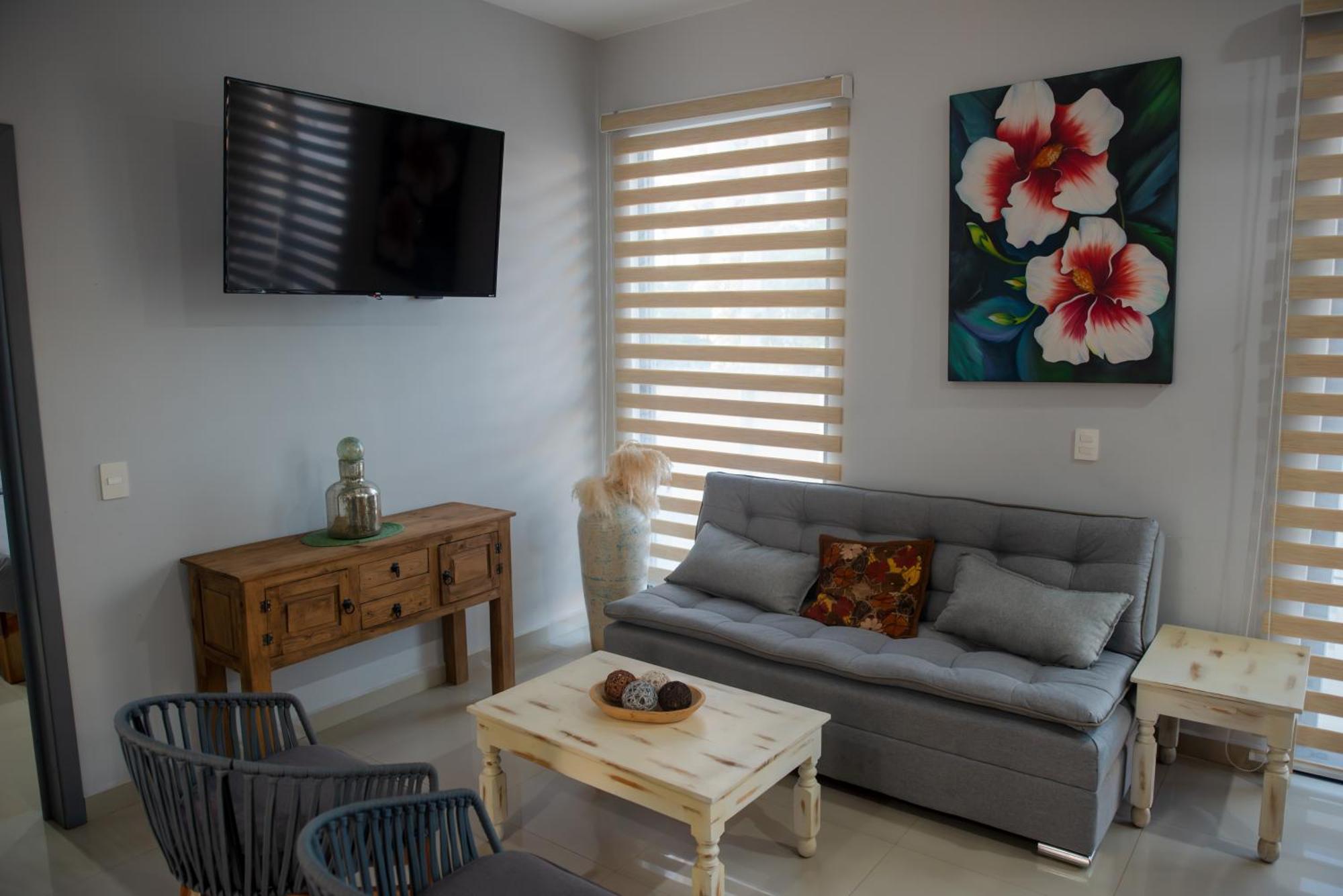 מזטלן 2Br/2Ba Condo 1 Block To Ocean! - Unit 3 מראה חיצוני תמונה