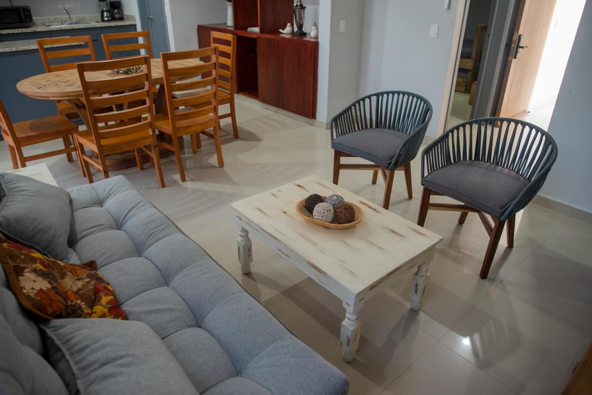 מזטלן 2Br/2Ba Condo 1 Block To Ocean! - Unit 3 מראה חיצוני תמונה