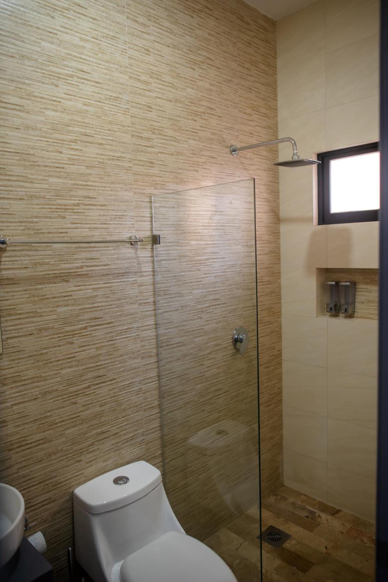 מזטלן 2Br/2Ba Condo 1 Block To Ocean! - Unit 3 מראה חיצוני תמונה